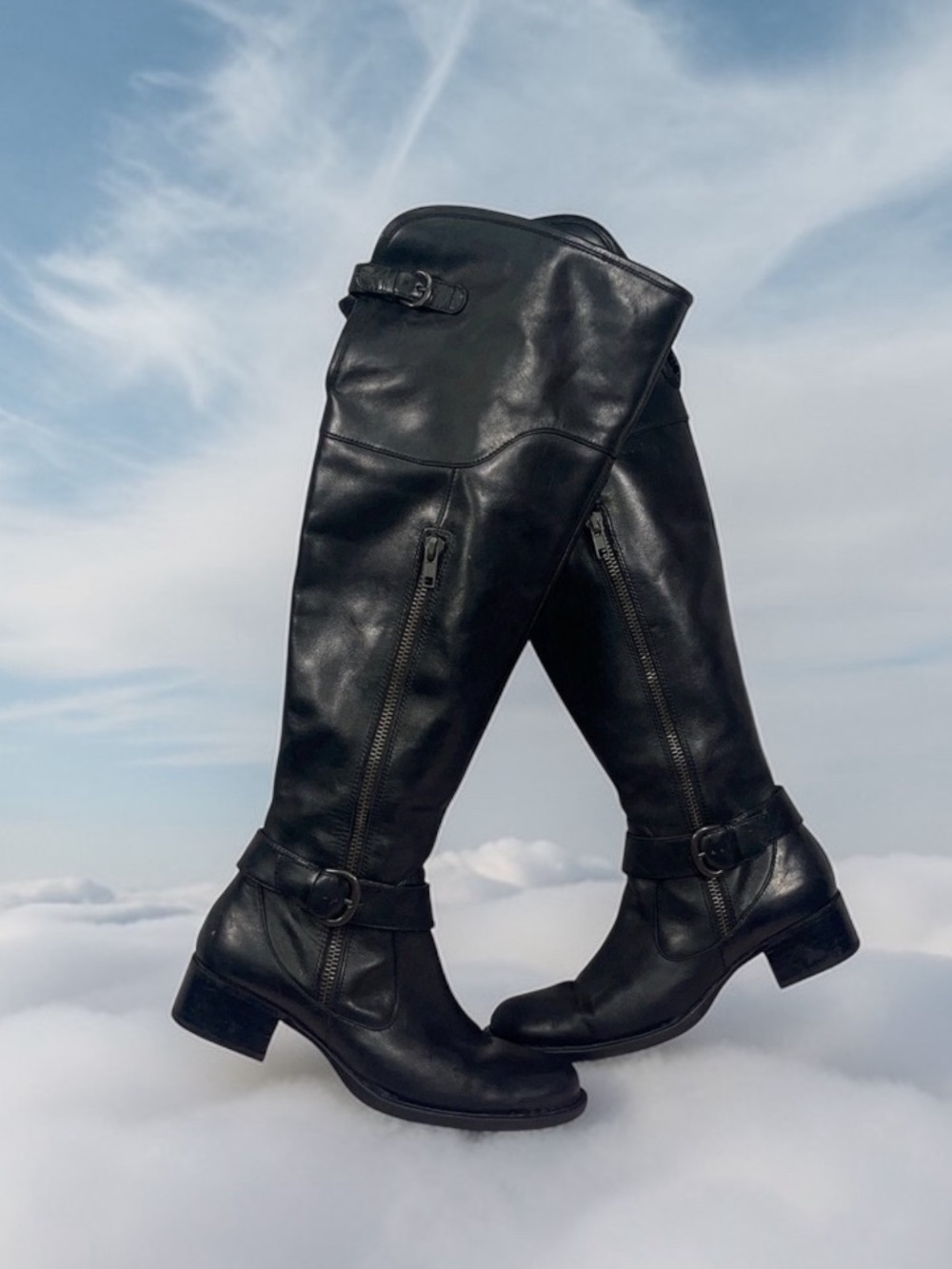 Born Crown OTK tall leather boots. Size 8 🩷